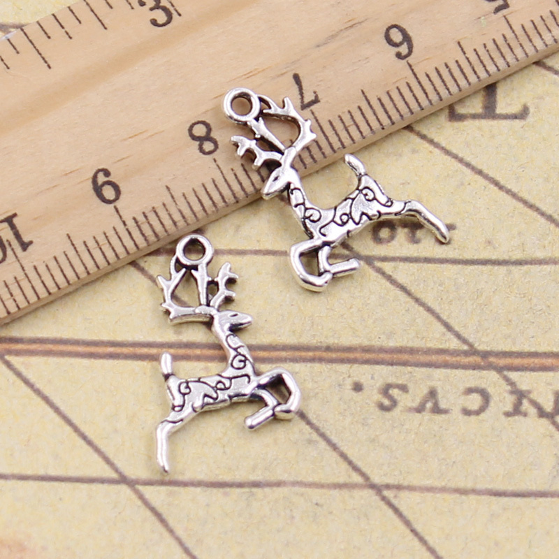 Vintage Fashion Finds - 40pcs Charms Christmas Sika Deer 22x14mm