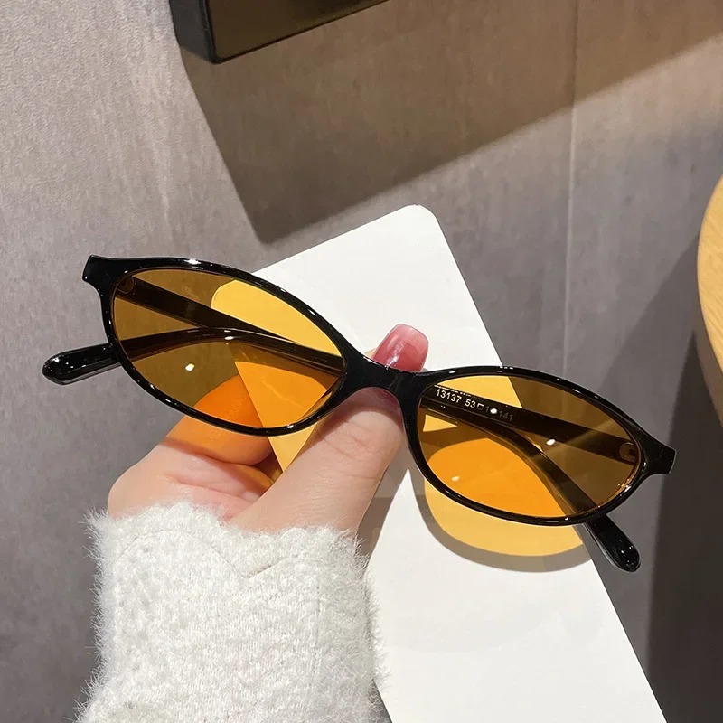 New Retro Sexy Cat Eye Sunglas - Vintage Fashion Images ulasan dan harga